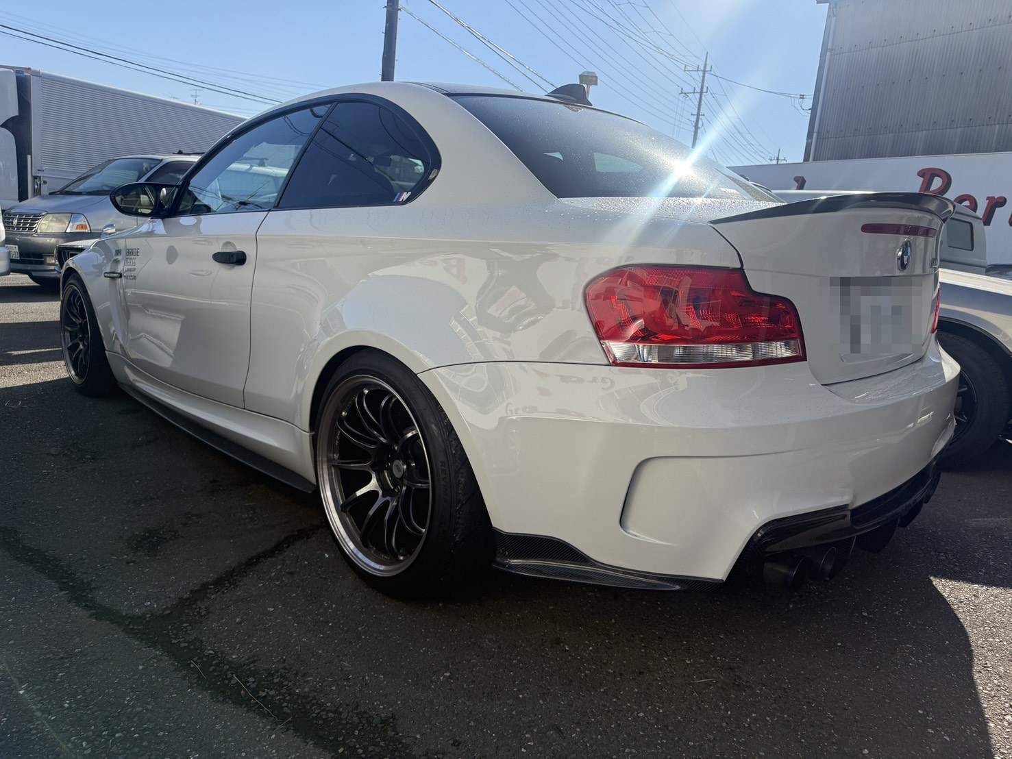 BMW 1シリーズMクーペ E82 2012年式 カーボンエアロ・社外ホイール装着車(大阪府で買取した実車・リア)